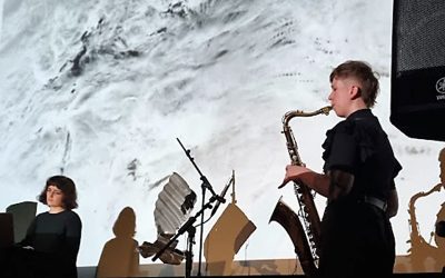 We Jazz oli modernin jazzin juhlaa – reportaasi festivaalin päätöslauantailta Töölön Korjaamolta