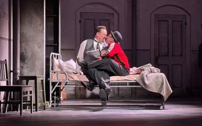 Kaksi miestä, sata ilmettä – Risto Korhonen ja Ville Majamaa elävät näyttämöllä hetkessä