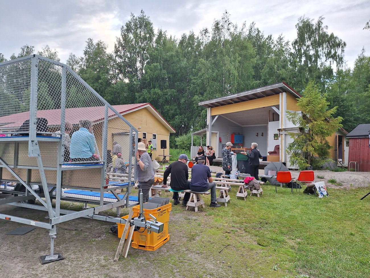 levoton tuhkimo by hanna maria gronlund kulttuuritoimitus INSTA