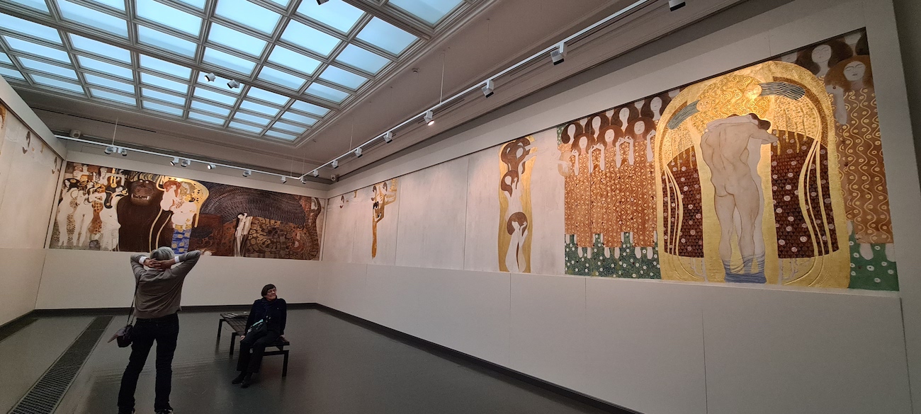 levoton tuhkimo by hanna maria gronlund kulttuuritoimitus INSTA