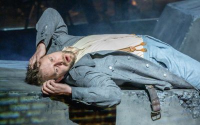 Waltteri Torikan baritoni soi kaikki tunteet rintamien välissä – arviossa Ihminen parhaan kykynsä mukaan