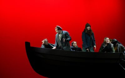 Kotiin ei päästy milloinkaan – arviossa Kansallisteatterin Muistopäivä