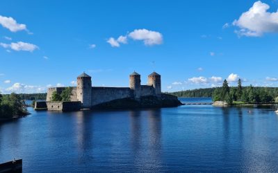 Parasta juuri nyt (30.6.2026): Leikkiähän tämä vaan on, Aave ja merimies, Lehmitytöt 1944, Savonlinnan Oopperajuhlat