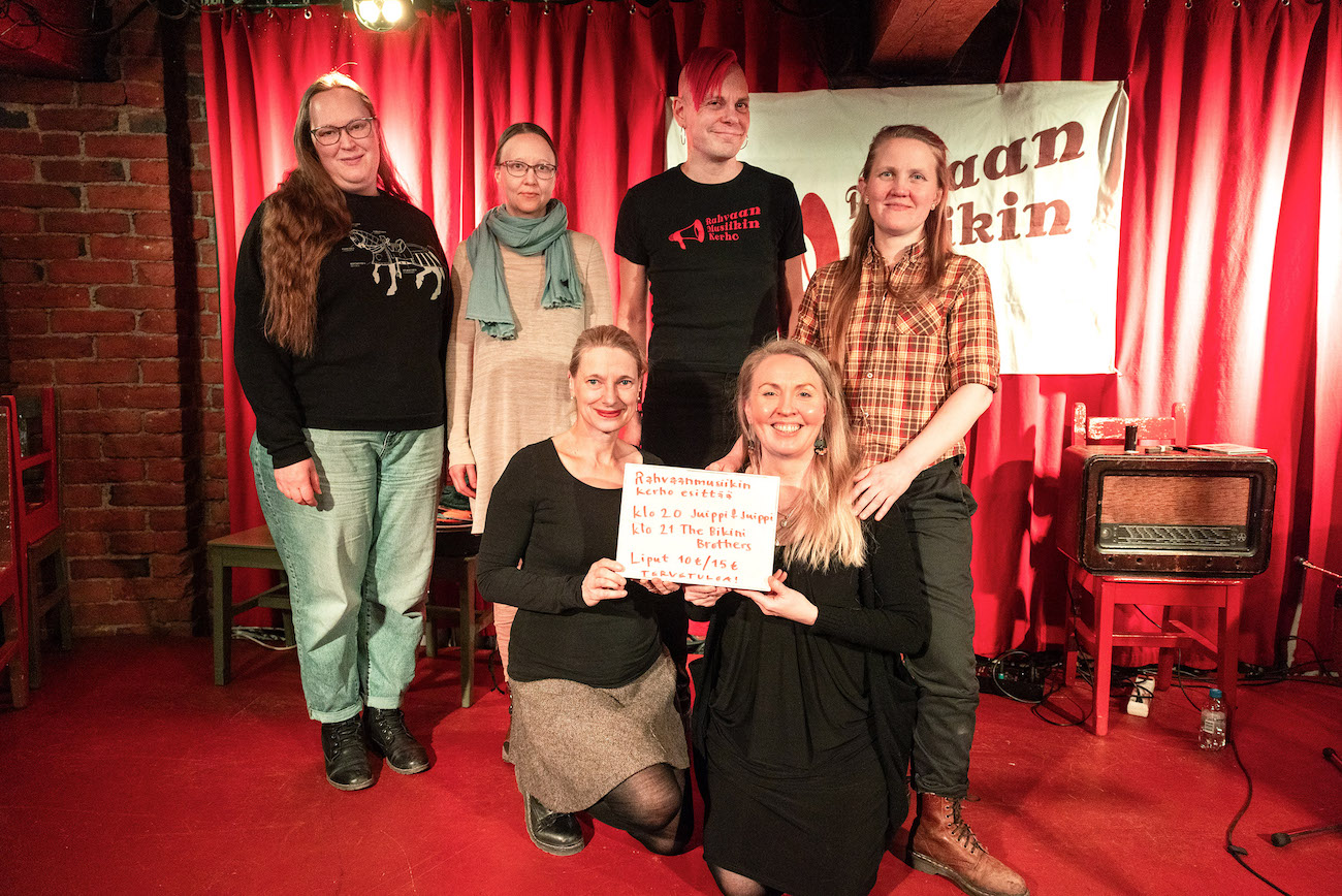 Rahvaanmusiikin klubi ilta Telakalla.