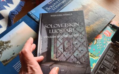 Munkkien keljoista vankikopeiksi – Raija-Liisa Mäkelä kirjoitti alkuvuoden mielenkiintoisimman tietokirjan