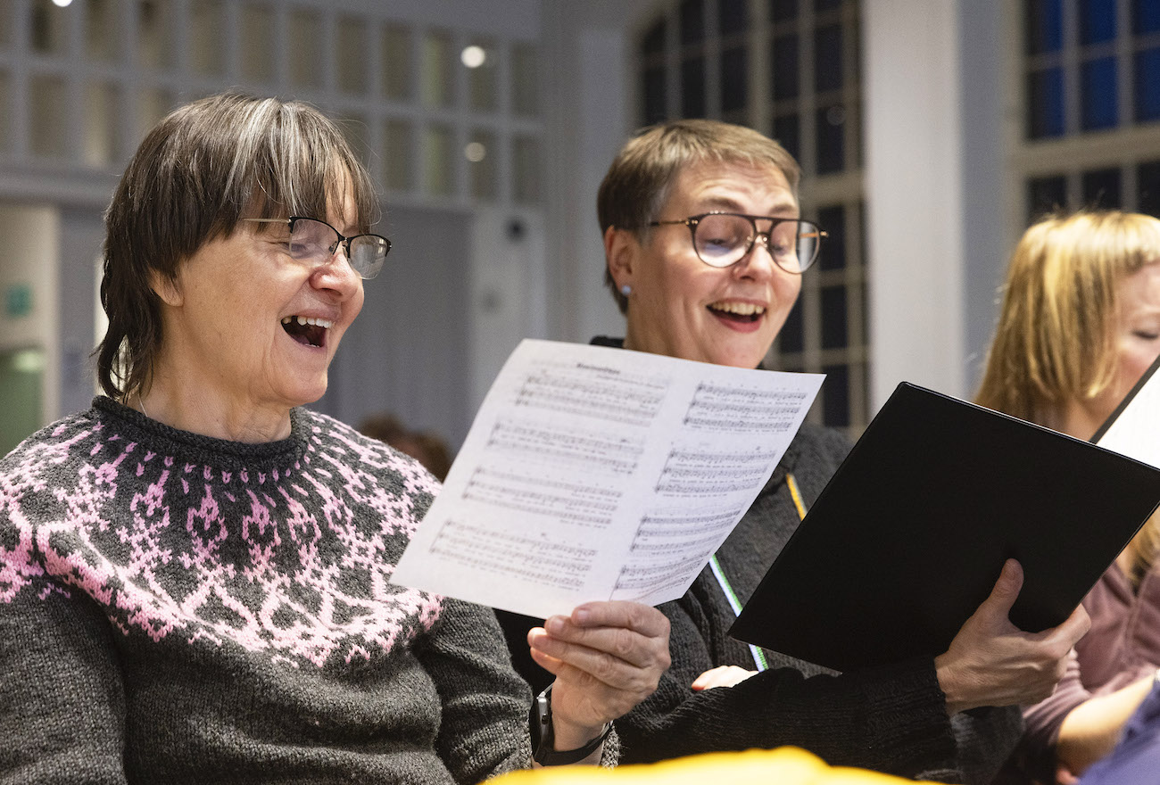 Laula elämän puolesta käyttää ääntään elinkelpoisen planeetan puolesta – ydinasia yhdessä laulamisessa on toivo