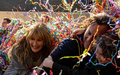 Ollaan yhdessä onnettomia – arviossa ensi-iltaelokuva Is This Thing On?