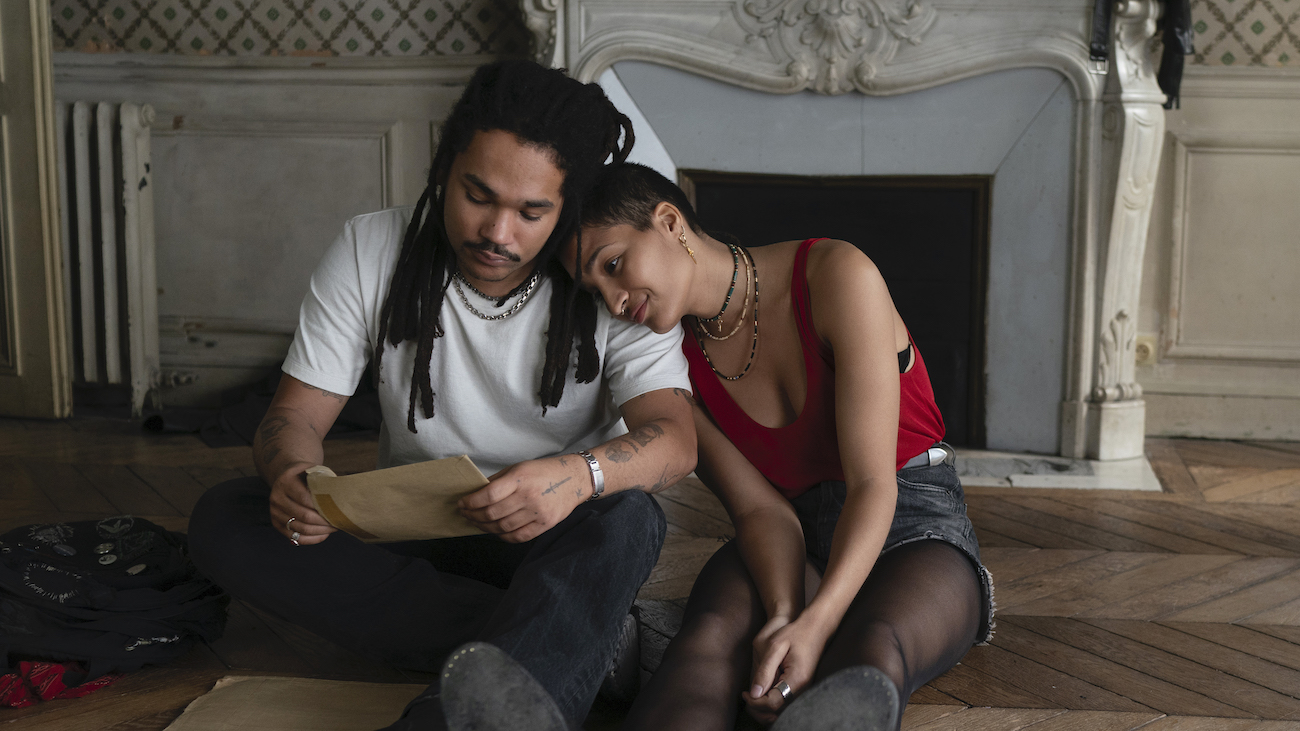 3 FatherMotherSisterBrotherVague Notion photo by Carole Bethuel