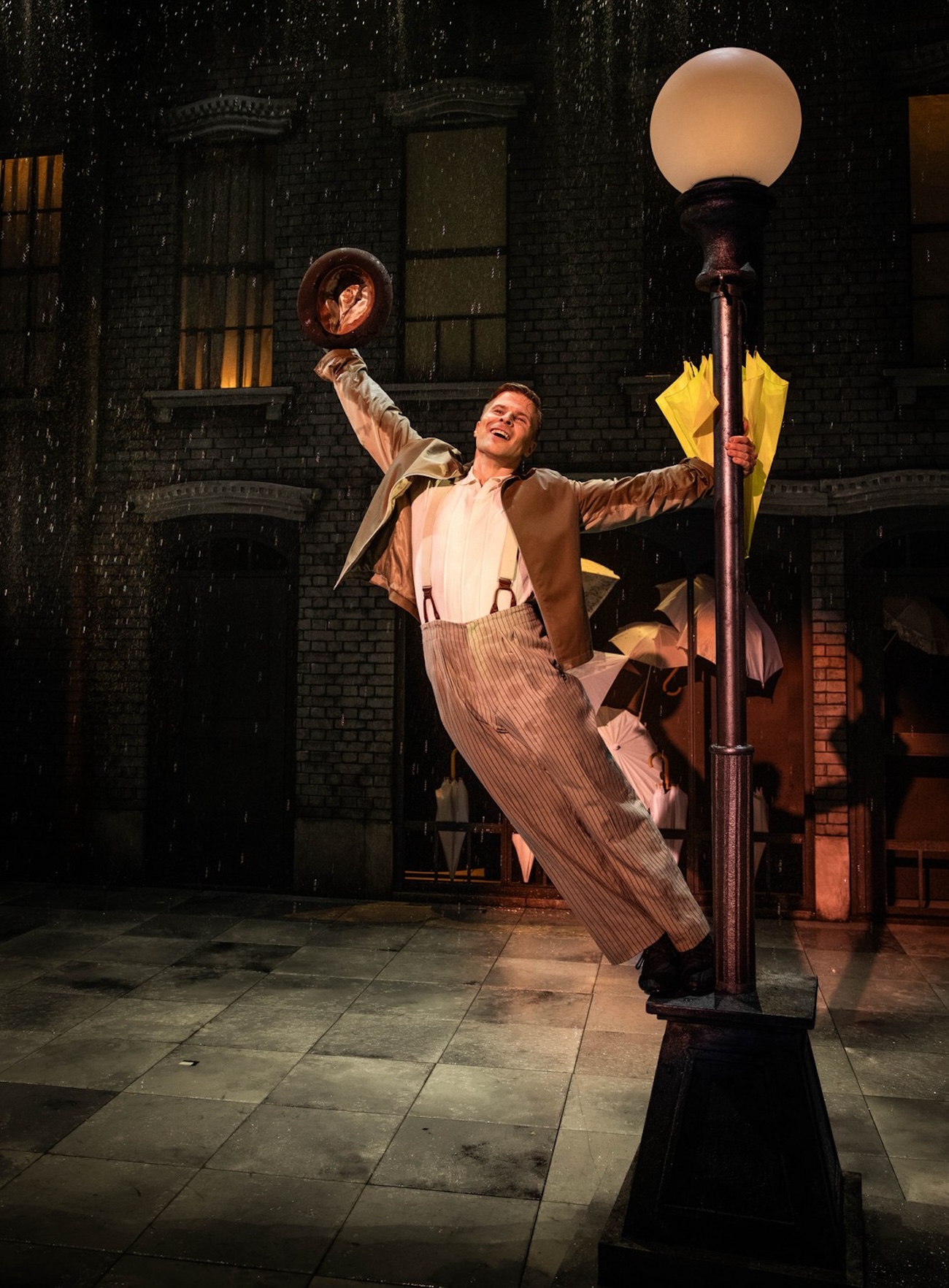 4. Singin in the Rain lyhtyp