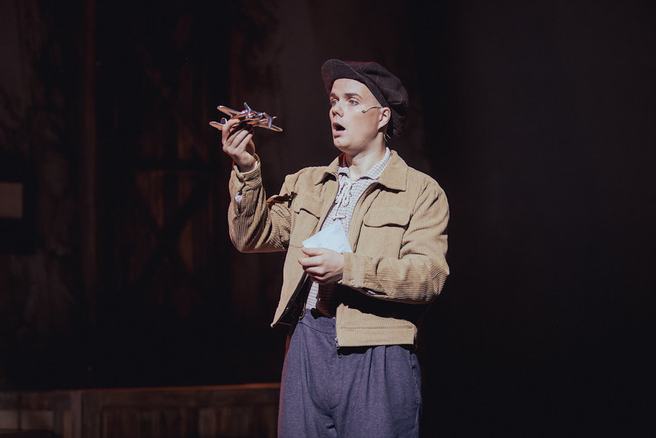 54758516585 4815c41b8e b