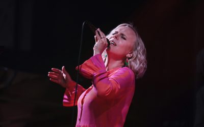 Tampere Jazz Happeningissa palkintojen perjantai – Yrjö-palkinnon sai laulaja Aili Ikonen