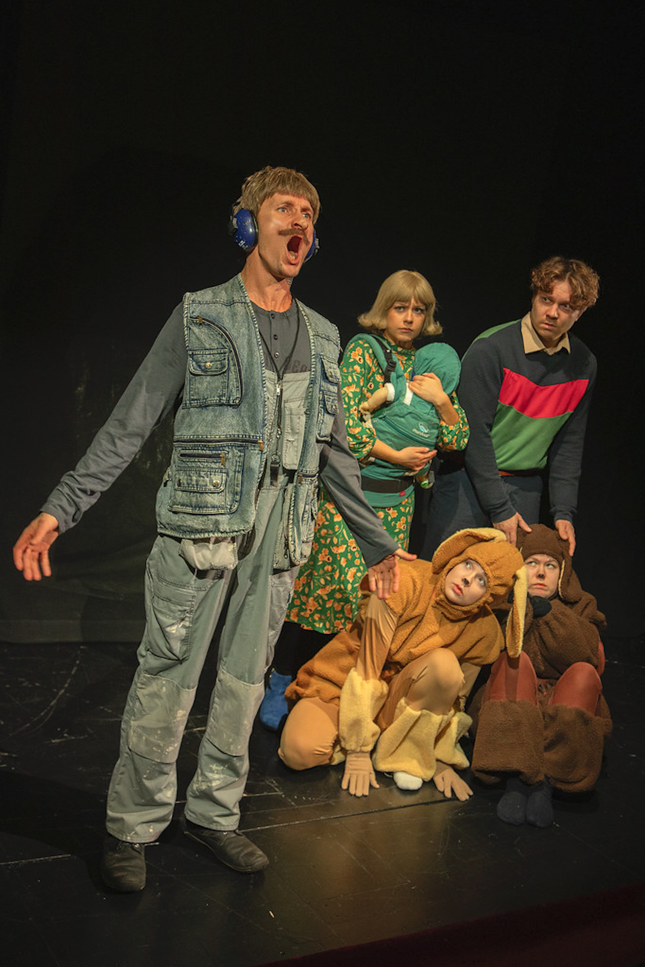 Ääniherkkä isännöitsijä ja open perhe