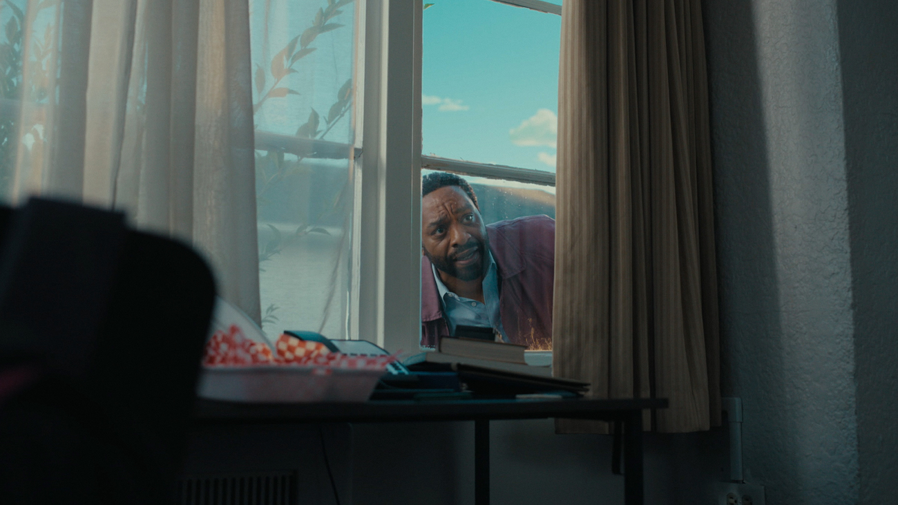 Kane Parsonsin ohjaama Backrooms elokuvateattereissa 29.5.2026. Pääosissa Chiwetel Ejiofor ja Renate Reinsve.