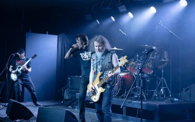 Päivä Pensselitehtaassa – näin saadaan punk ja hardcore soimaan Porvoon syysillassa