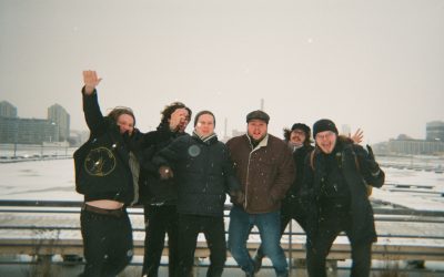 Ghosts On TV postrockailee komeasti – arviossa Iridescent