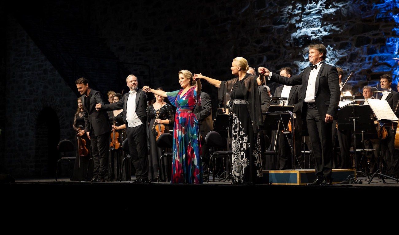 Grand Opera Concert Pavel Černoch, Robert Jindra, Alžběta Poláčková, Karita Mattila & Aleš Briscein