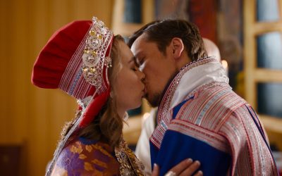 Rohkea saamelaissarja ei sulje silmiä yhteisön ongelmilta – arviossa Heajastallan: Hääjuhla