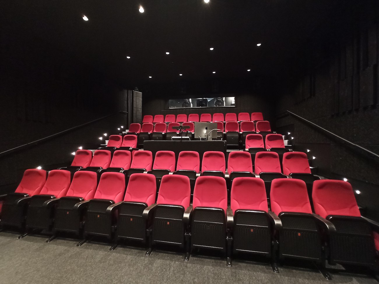 levoton tuhkimo by hanna maria gronlund kulttuuritoimitus INSTA