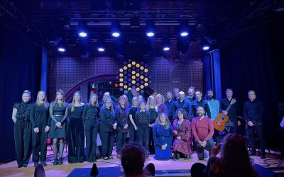 KiHaKaHa-konsertissa G Livelabin lavalla soittivat tasavertaisina esiintyjinä pienet koululaiset ja ammattimuusikot