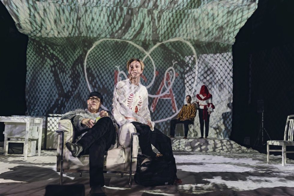 valoa-kohti-arviossa-tampereen-ty-v-en-teatterin-kissani-jugoslavia