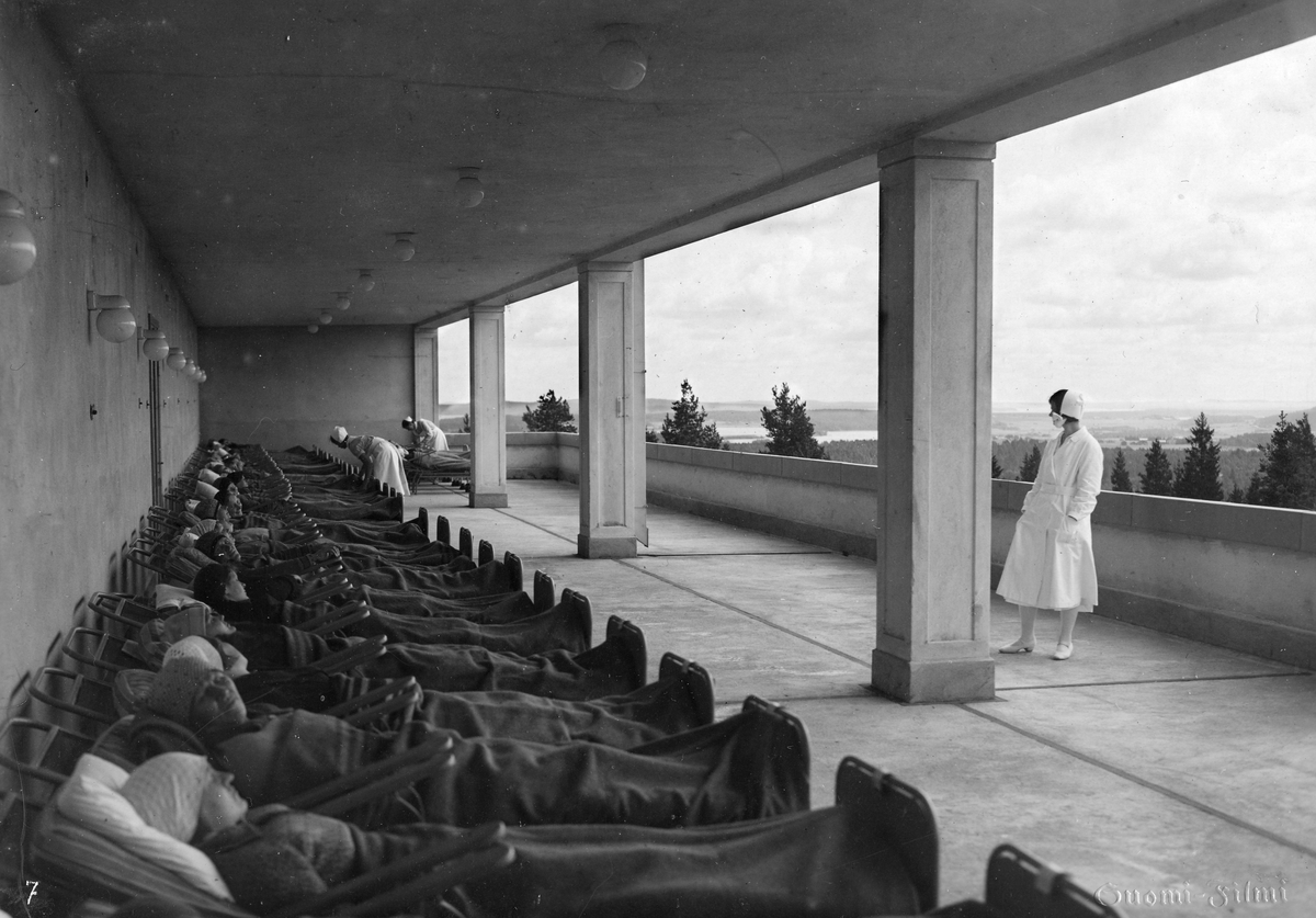 levoton tuhkimo by hanna maria gronlund kulttuuritoimitus INSTA