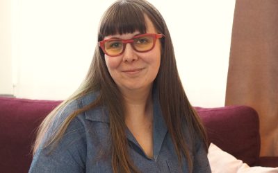 Milla Keränen luotsaa Pirkkalaiskirjailijoita – Muutto Hiedanrannan Tarinataloon innostaa