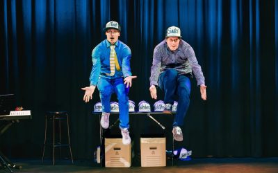 Kolmen teatterin Gutenberg-musikaali tekee kekseliäitä huomioita elämästä ennen ja nyt