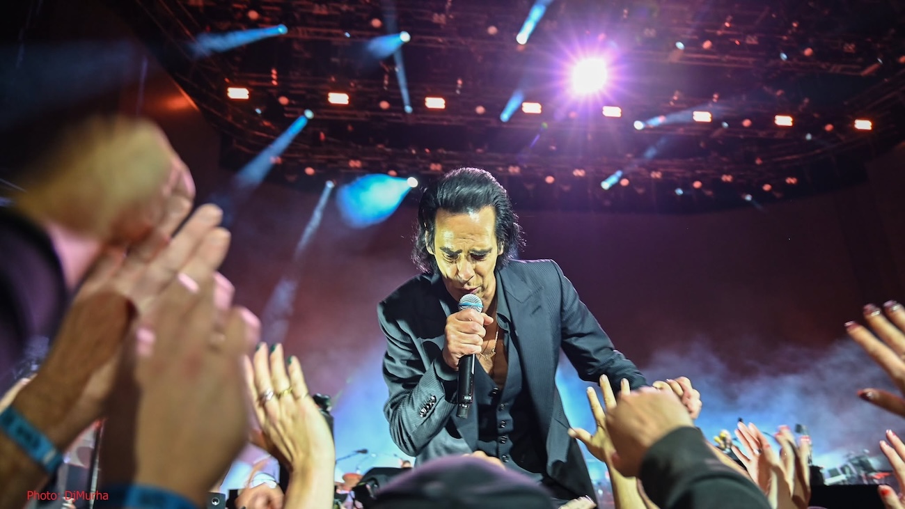 Flow 2026: Turnstilen lempää hardcorea, Florencen kollektiivinen kokemus ja täydellinen Nick Cave