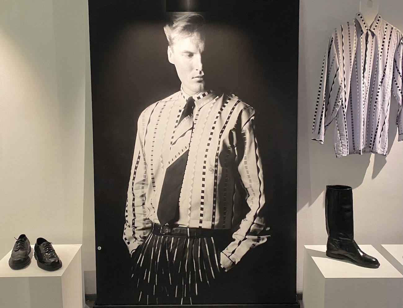 Petrifun paidat ja Reko kengät näyttelyssä