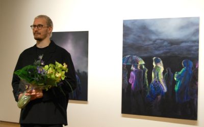 Ohikiitäviä nuoruuden hetkiä – Roope Itälinna on Vuoden 2026 nuori taiteilija