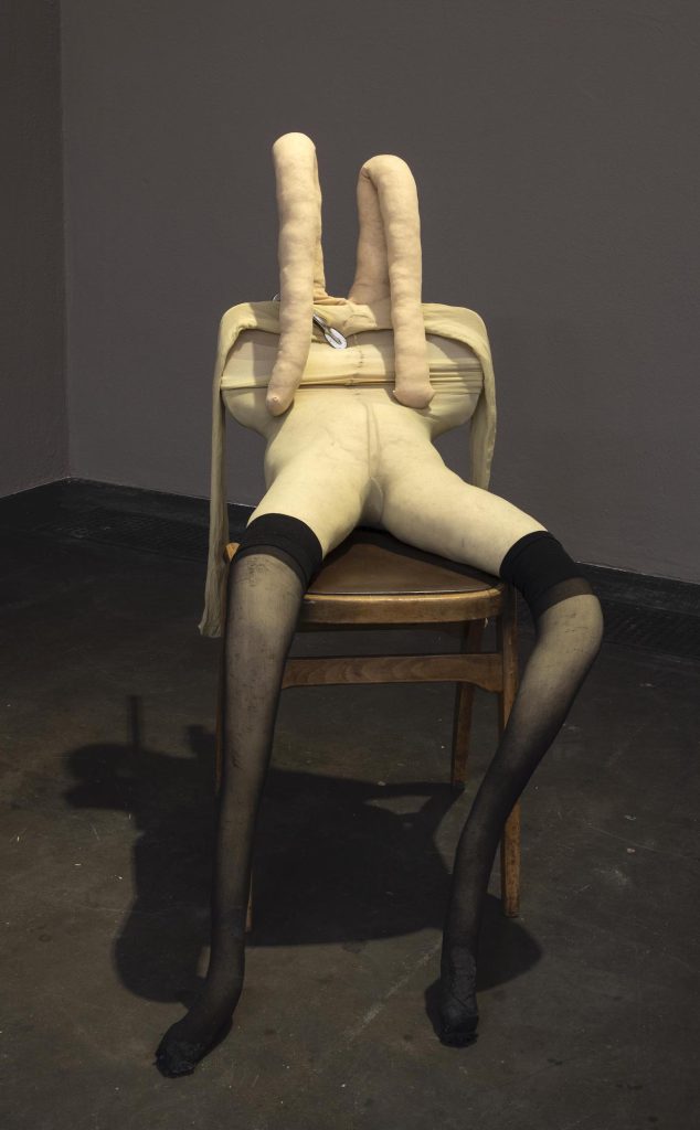 SarahLucas Bunny 01 KG PetriVirtanen 1