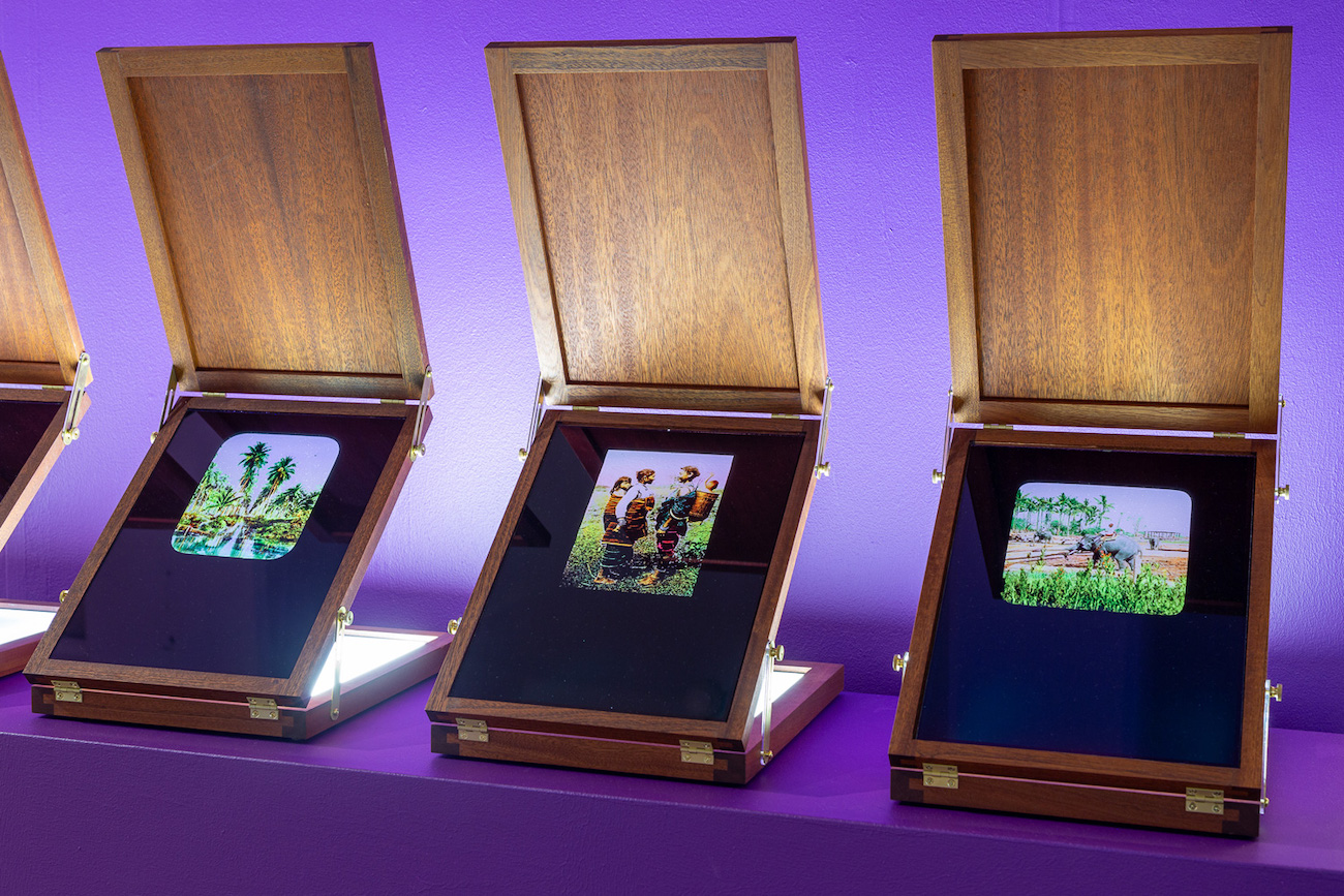 Taikalyhtymatkalaukut by MLTORNIAINEN for KT