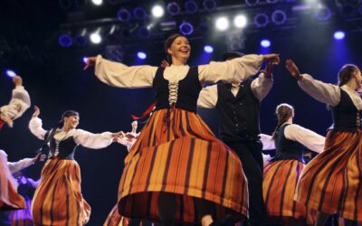 30-vuotias Tanssimania juhlistaa ja julistaa folkloren elinvoimaisuutta 