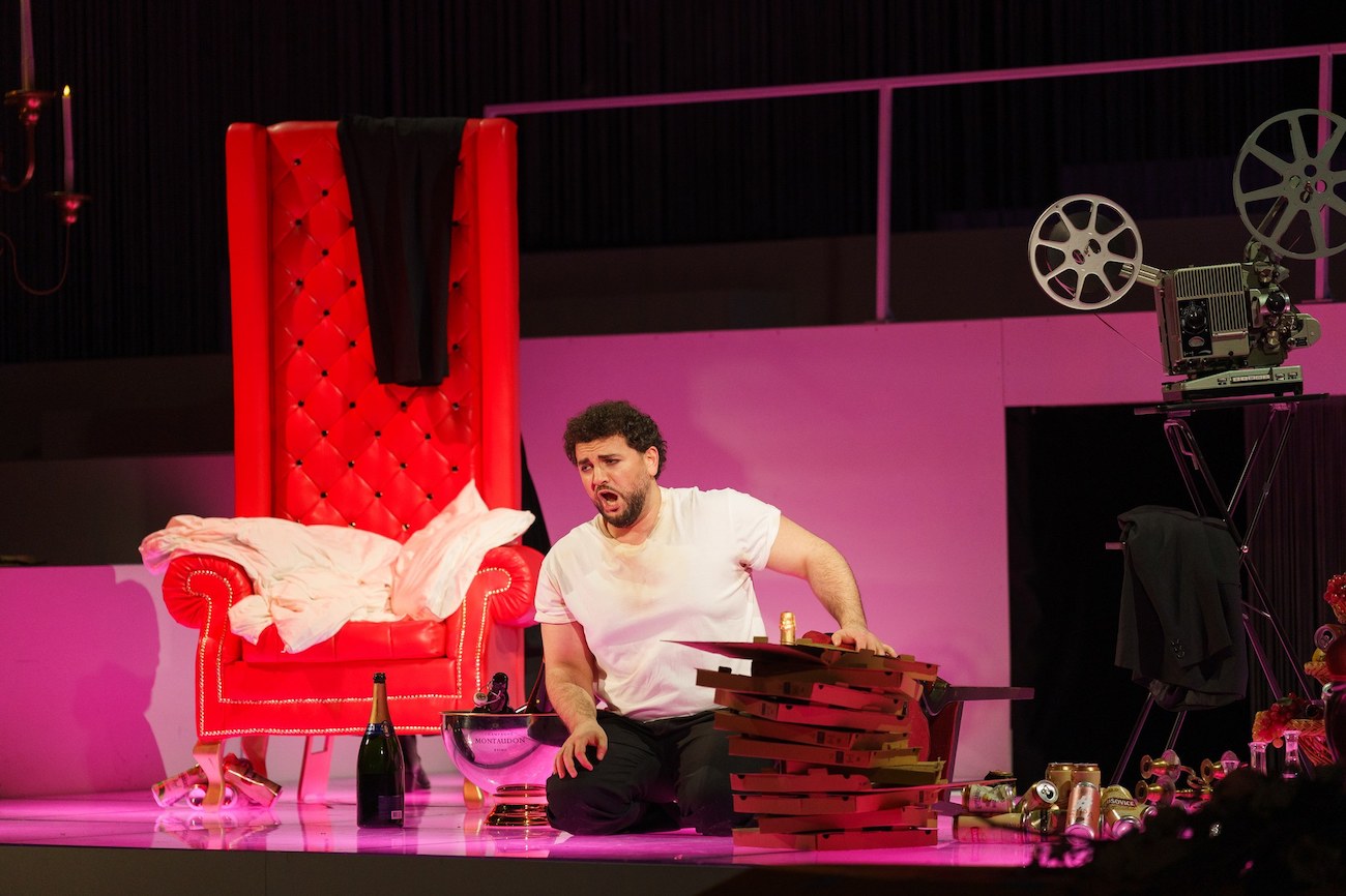 levoton tuhkimo by hanna maria gronlund kulttuuritoimitus INSTA