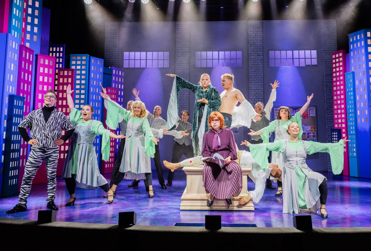 levoton tuhkimo by hanna maria gronlund kulttuuritoimitus INSTA