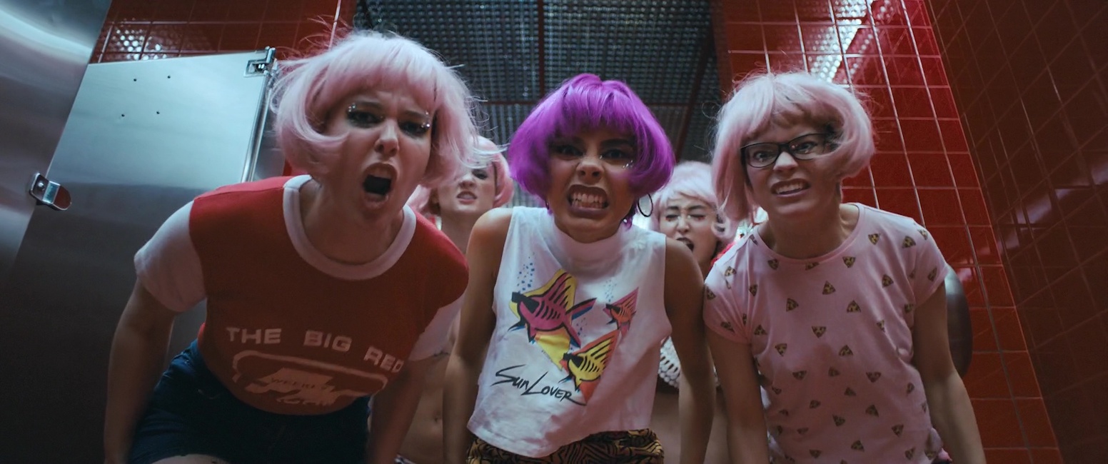 Underthesilverlake kuva2