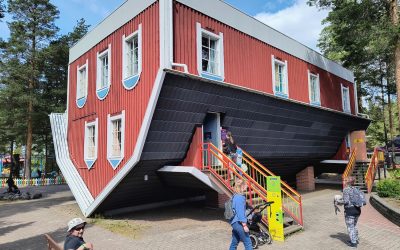 Tykkimäen huvipuisto juhlii 40-vuotista taivaltaan ja tarjoaa ikätovereilleen ilmaisen rannekkeen