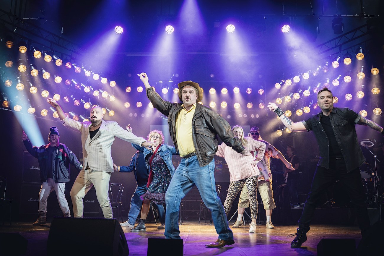 levoton tuhkimo by hanna maria gronlund kulttuuritoimitus INSTA levoton tuhkimo by hanna maria gronlund kulttuuritoimitus INSTA