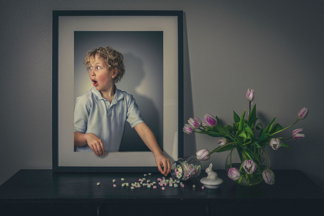 caught with the hand in the cokkie jar