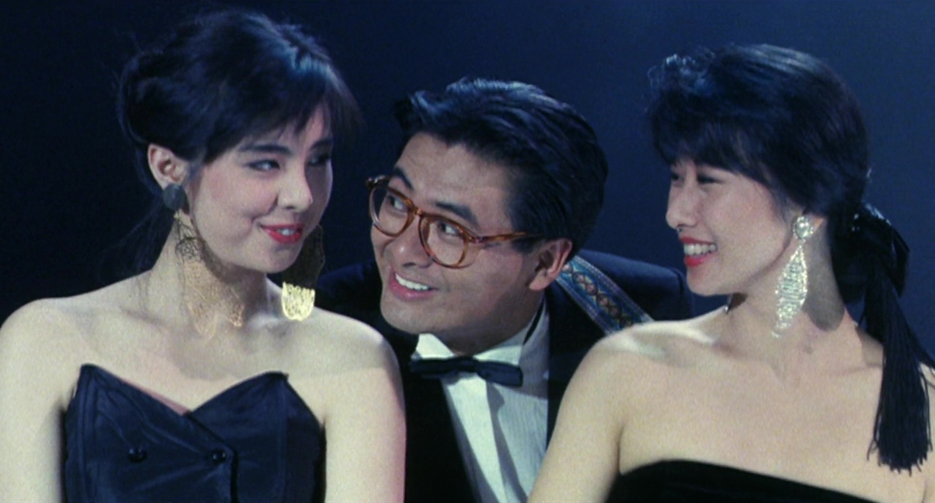 levoton tuhkimo by hanna maria gronlund kulttuuritoimitus INSTA levoton tuhkimo by hanna maria gronlund kulttuuritoimitus INSTA