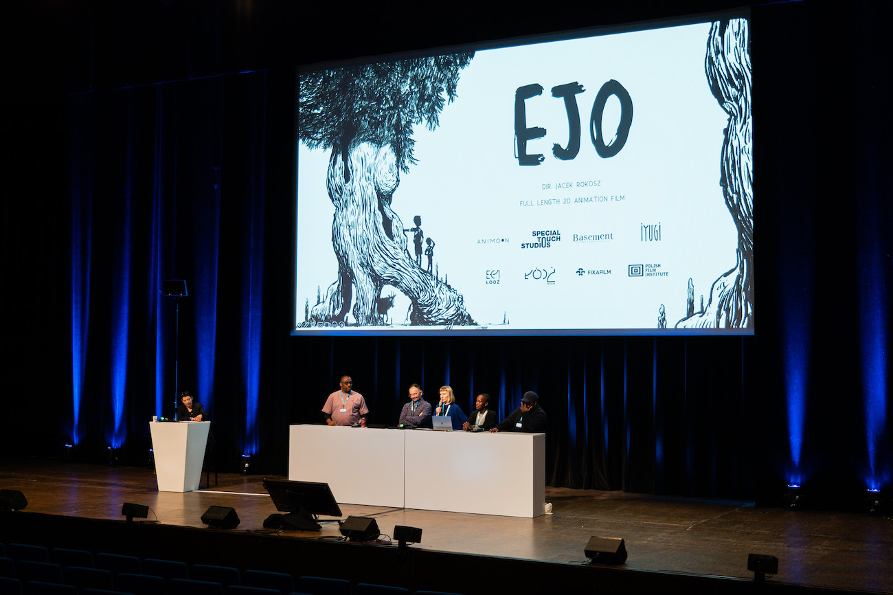 ejo.esittely.puhuu tuottaja kasia panas © Celia Lenoir