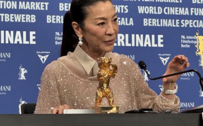 Huimista toimintarooleistaan tunnettu Michelle Yeoh sai Berliinin elokuvajuhlien elämäntyöpalkinnon