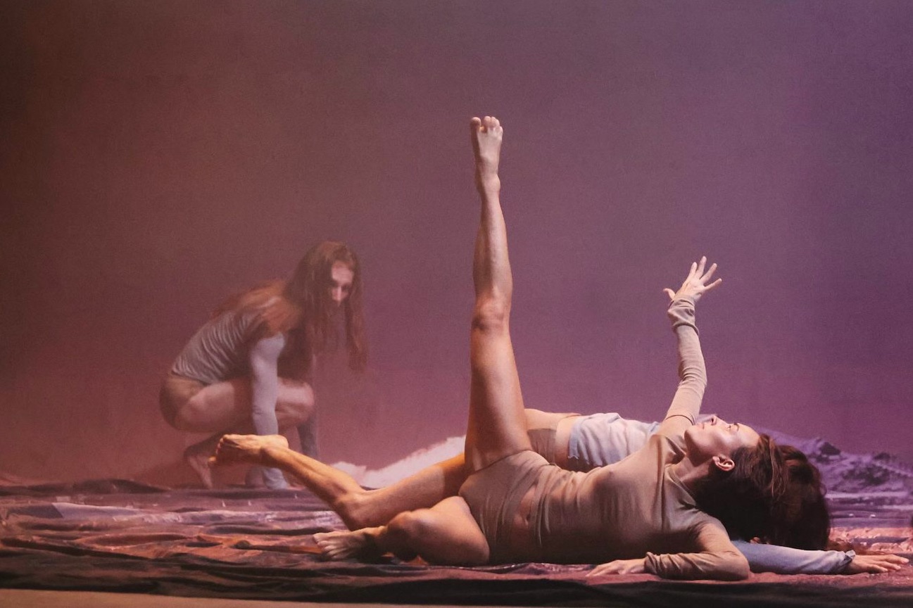 levoton tuhkimo by hanna maria gronlund kulttuuritoimitus INSTA levoton tuhkimo by hanna maria gronlund kulttuuritoimitus INSTA