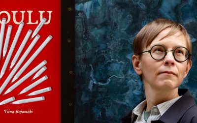 Tiina Rajamäen Koulu kertoo opettajan ja oppilaiden elämistä mutta myös koulusta rakennuksena ja sen elämästä