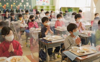 Näin tehdään japanilaisia – arviossa ensi-iltadokumentti Kouluvuosi Japanissa