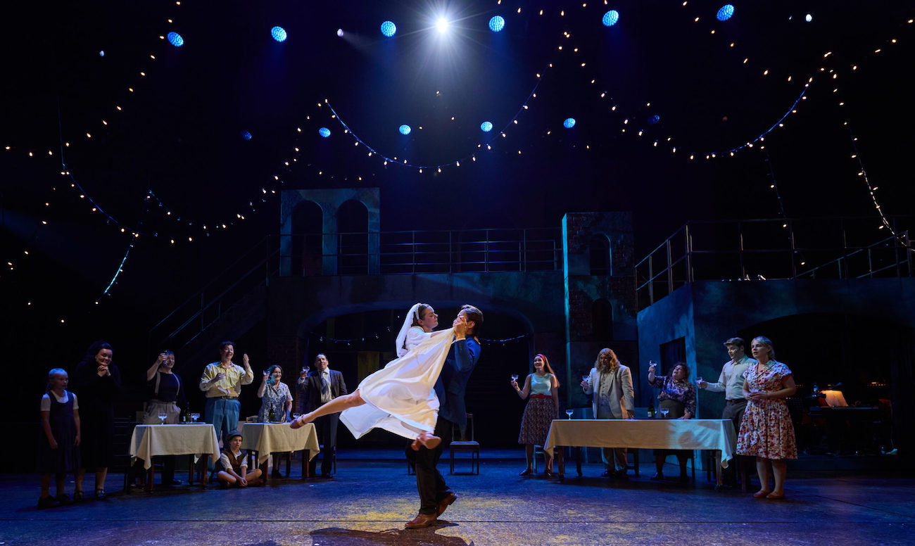 Loistava ystäväni, esityskuvat, 29.8.2025