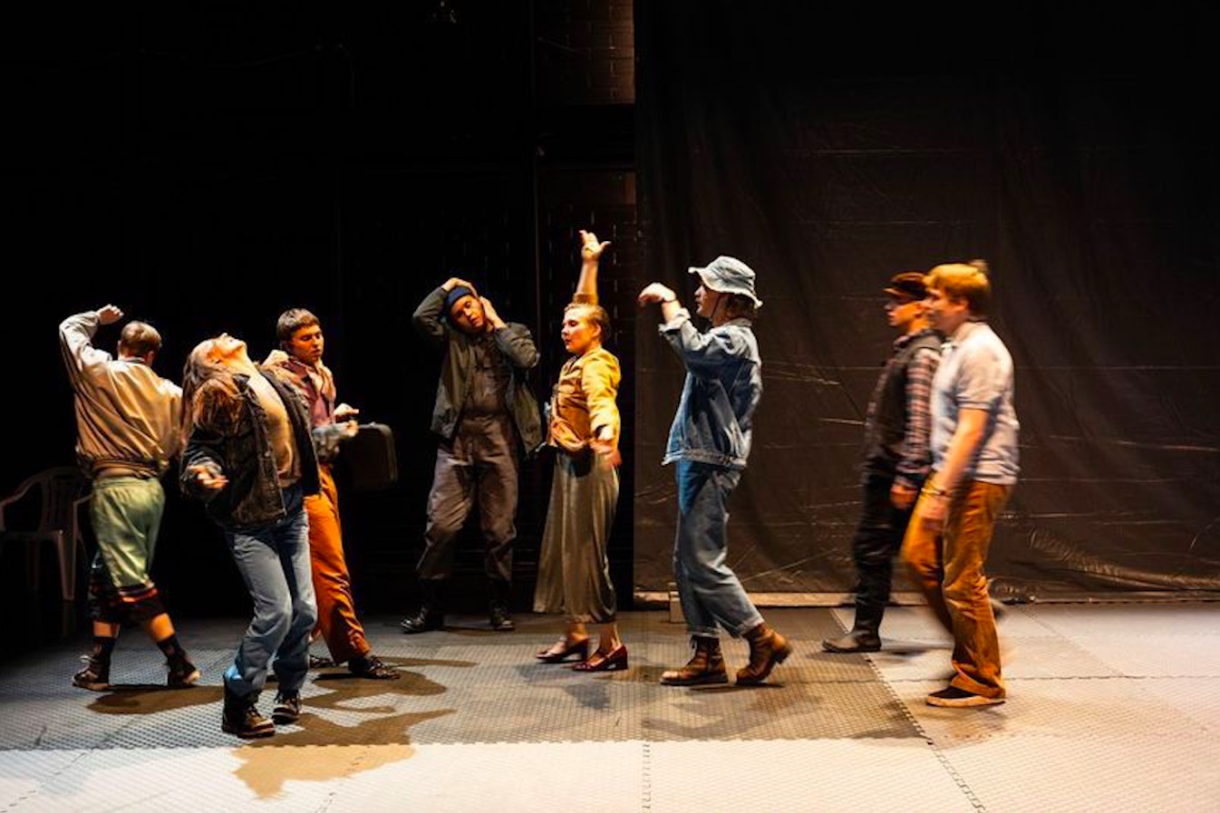 levoton tuhkimo by hanna maria gronlund kulttuuritoimitus INSTA