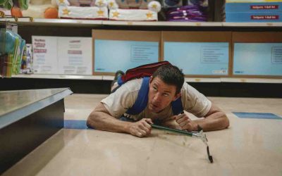 Jännäridraama taitavan varkaan pakomatkasta saa unohtamaan ajankulun – arviossa Roofman