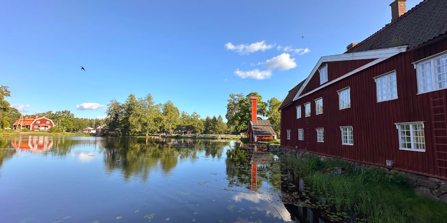 levoton tuhkimo by hanna maria gronlund kulttuuritoimitus INSTA