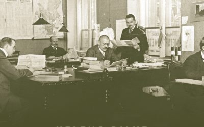 ”Myrkyn levittäjät työssään” – arviossa Helena Pilkkeen tietokirja Sanomalehtien sisällissota